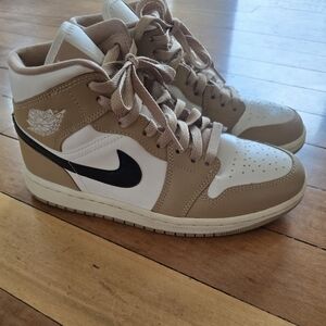 Men's Tan and White Sneakers